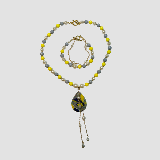 Sunlit Marble Necklace & Bracelet Set